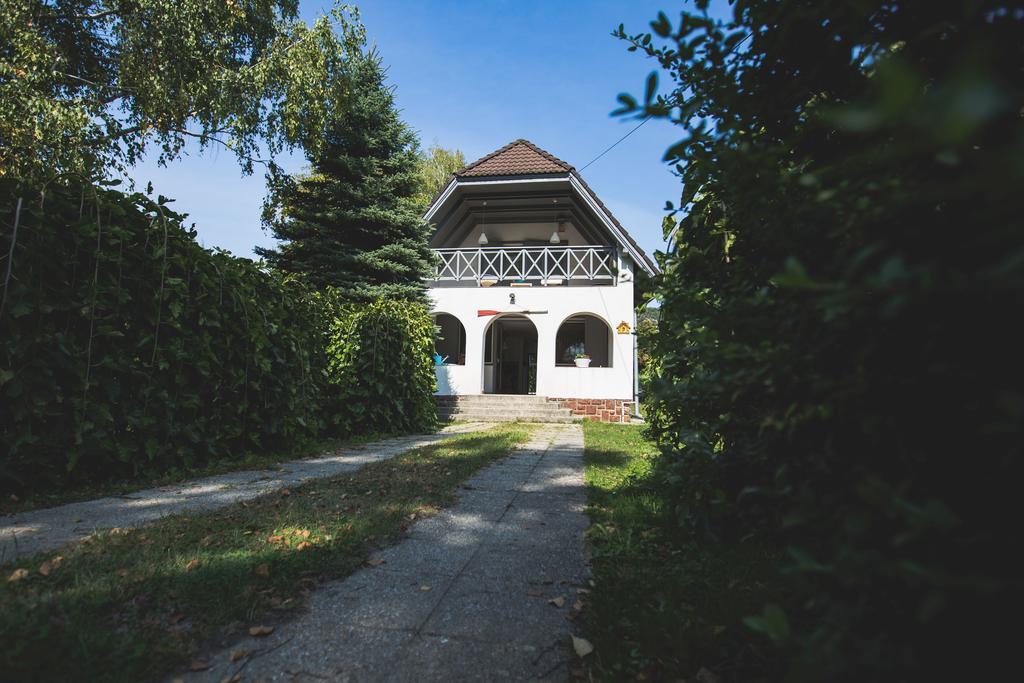 Csonakos Haz / The Boat House Villa Badacsonyors Exterior photo